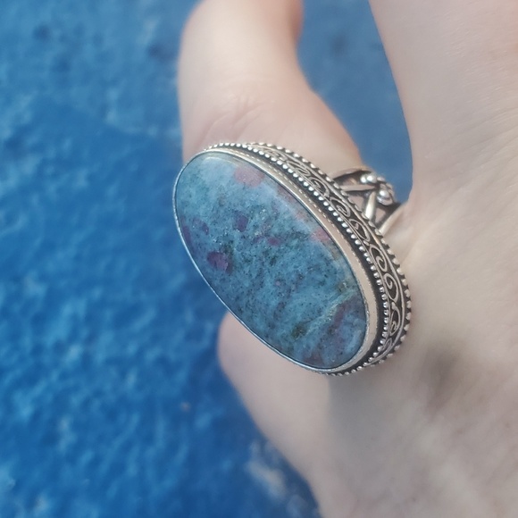 New Ruby in Zoisite Antique Design Silver Ring. - Picture 8 of 11